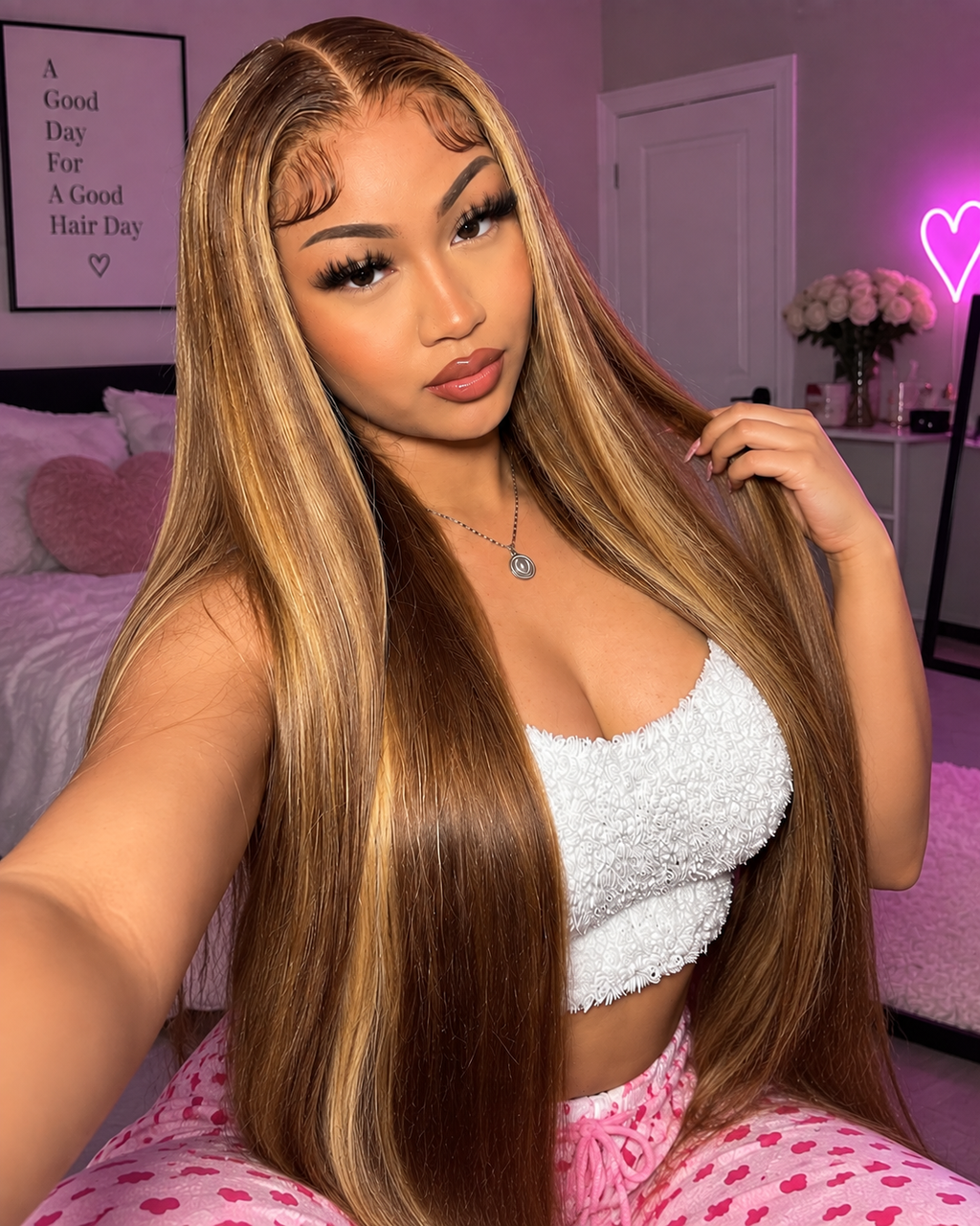Honey Blonde Lace Front Wig – 18 Inch Straight Highlight Human Hair with 180 Density, Ombre Color, Pre-Plucked Hairline and Transparent Lace